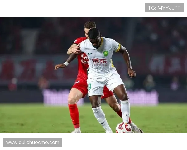 央视痛批国足表现差劲引发广泛讨论球迷怒不可遏呼吁改革再度迫在眉睫 央视痛批国足表现差劲引发广泛讨论球迷怒不可遏呼吁改革再度迫在眉睫